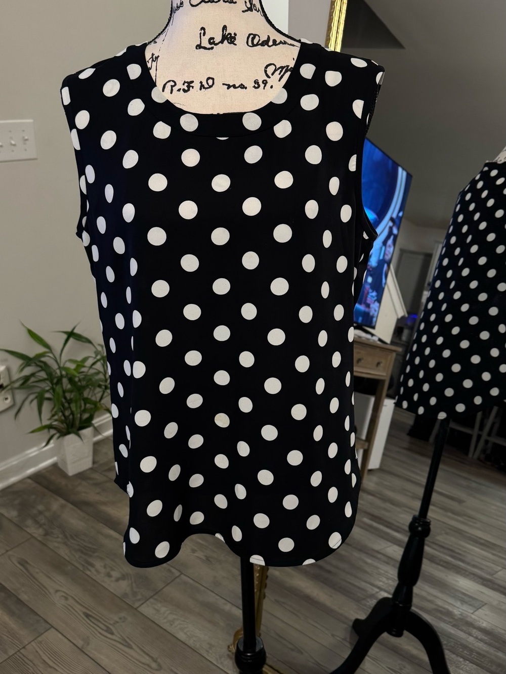Anne Klein Black Sleeveless Polka Dot Camisole